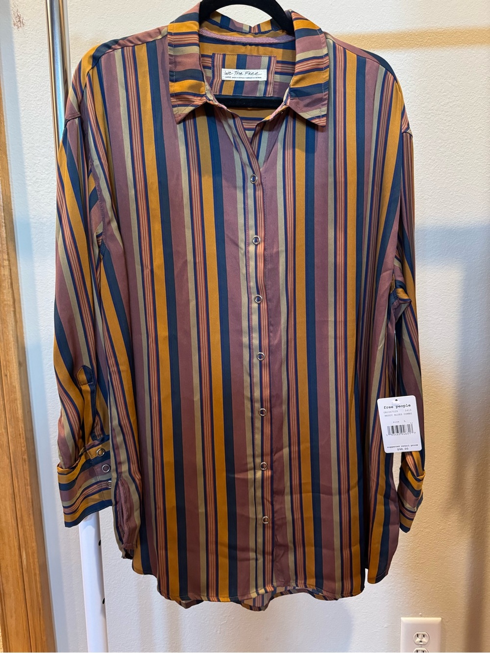 NWT $98 FREE PEOPLE’S We The Free, Moody Blues Top! Sz L
